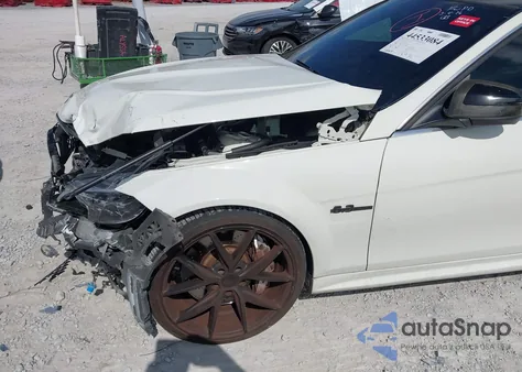 2009 Mercedes-Benz C 63 Amg из США, поврежденный, VIN WDDGF77X79F220017